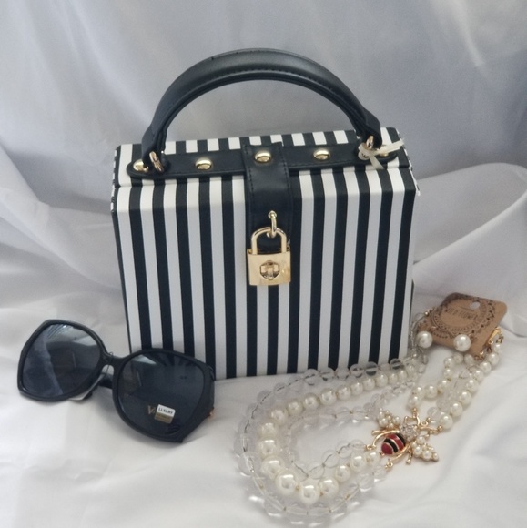 Handbags - Top Handle/Crossbody Box Bag
